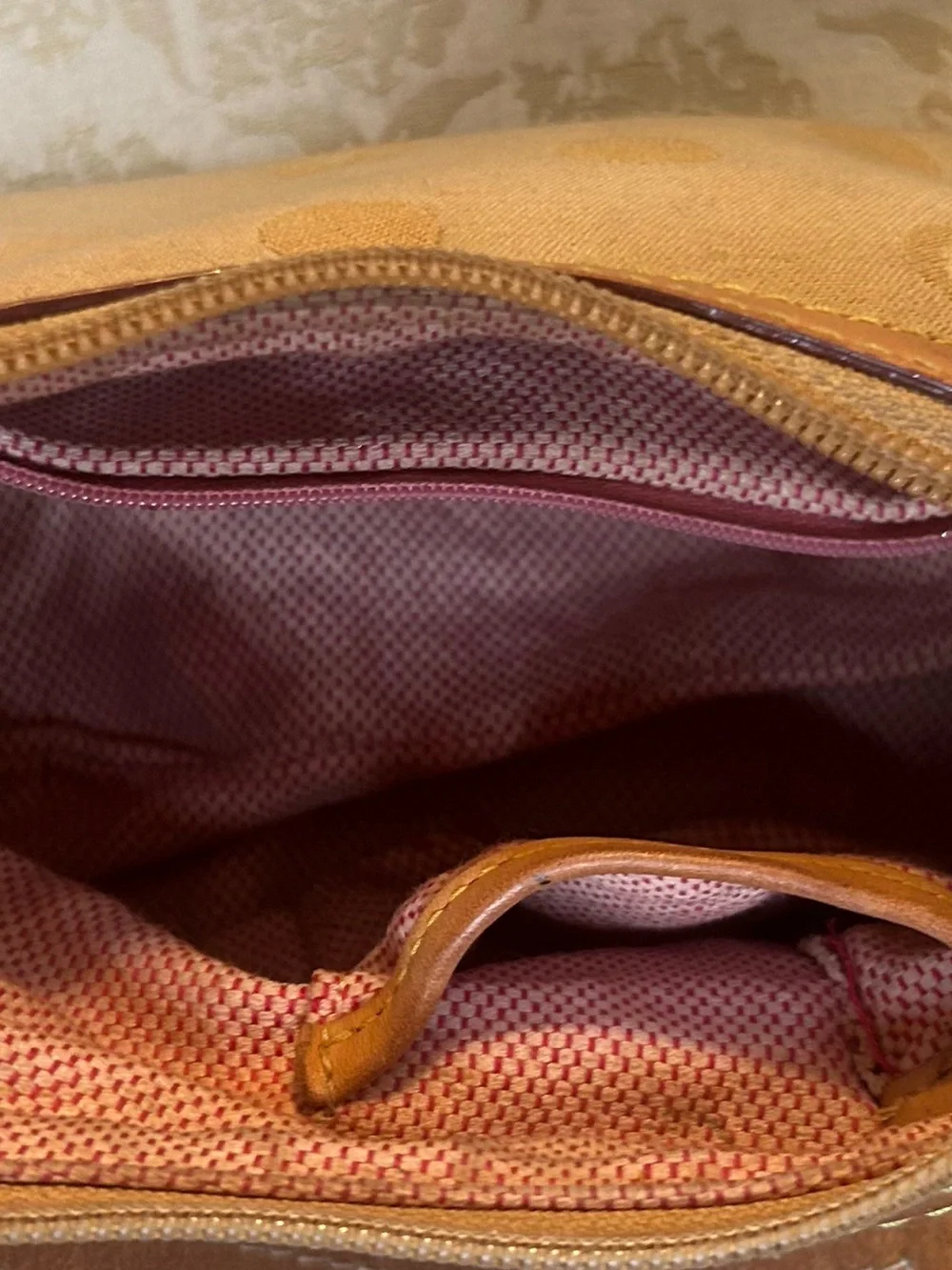 Y2K Dooney & Bourke BeigeTan Signature Polka Dot Shoulder Bag